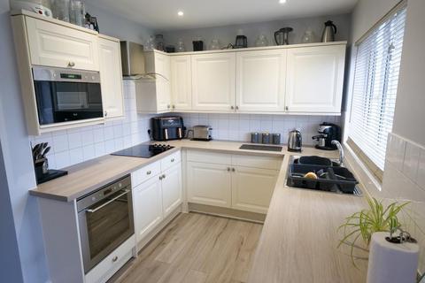 3 bedroom end of terrace house for sale, Knowlys Avenue, Heysham, LA3 2PA
