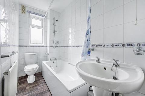 2 bedroom maisonette to rent, Beechwood Avenue, Ruislip, Middlesex, HA4 6EQ