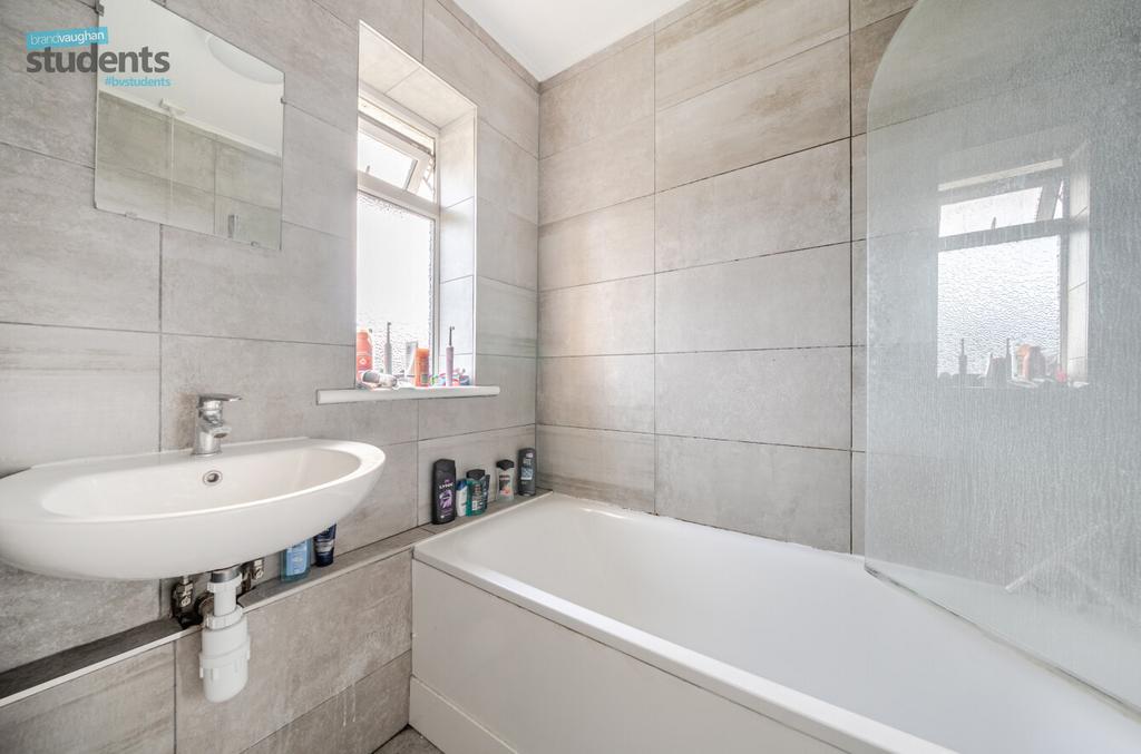 33eb8775-326a-4f5...