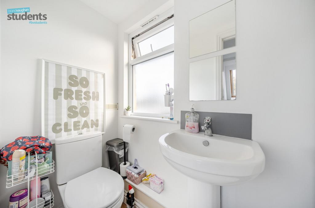 C3ed5ee6-b675-4e3...