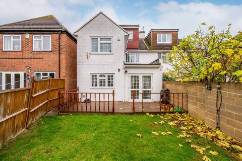 5 bedroom semi-detached house for sale, Courtlands Avenue, Langley, Slough, SL3