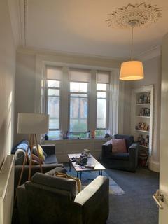 2 bedroom flat to rent, Roslea Drive, Glasgow, G31