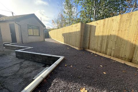 undefined, Pentre CF41