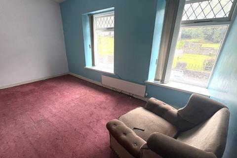 undefined, Pentre CF41