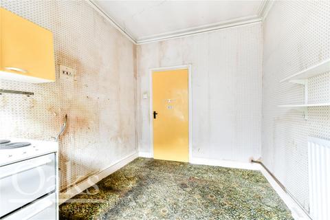 undefined, Mitcham Park, Mitcham