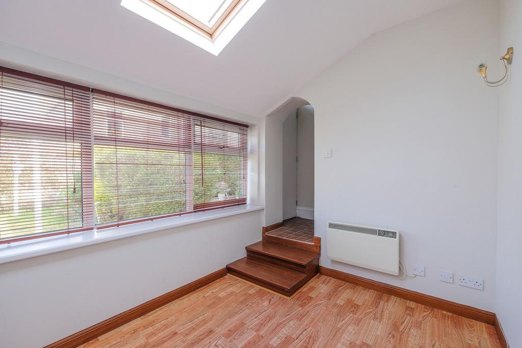 Sun room alternative view