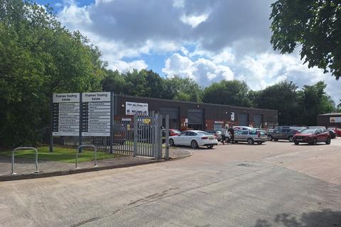 Warehouse to rent, Woodrow Way Manchester M44 6BP