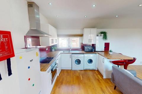 2 bedroom flat to rent, Burns Street, Nottingham NG7