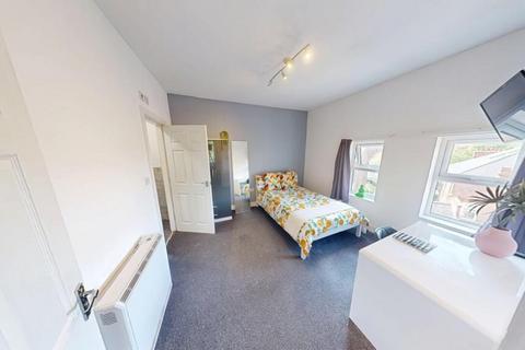 2 bedroom flat to rent, Burns Street, Nottingham NG7