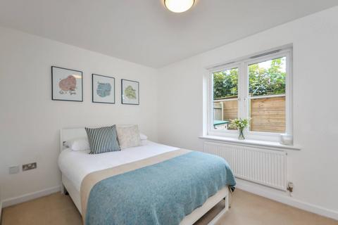 1 bedroom maisonette to rent, Pascal Mews, Crystal Palace, London, SE19