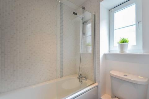 1 bedroom maisonette to rent, Pascal Mews, Crystal Palace, London, SE19