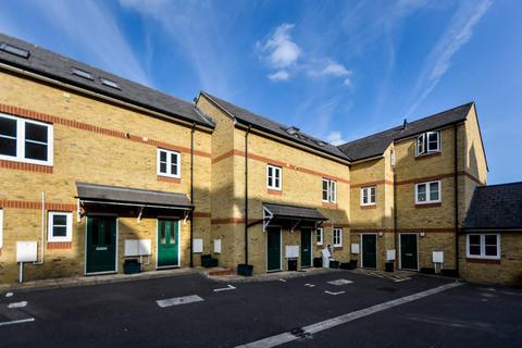 1 bedroom maisonette to rent, Pascal Mews, Crystal Palace, London, SE19