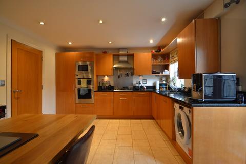 undefined, Sterling Palce, Weybridge