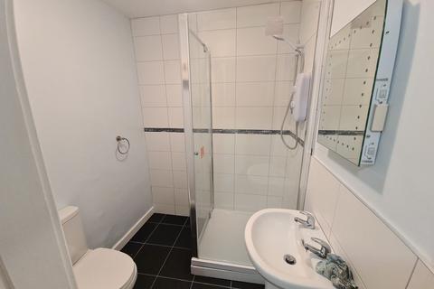 1 bedroom flat to rent, Moorhouse 19-22 Moorland Road, Leeds LS6
