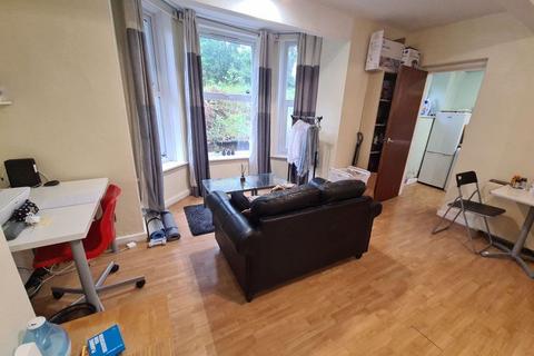 1 bedroom flat to rent, Moorhouse 20-21 Moorland Road, Leeds LS6