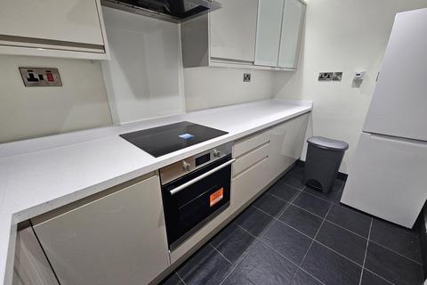 1 bedroom flat to rent, Moorhouse 19-22 Moorland Road, Leeds LS6