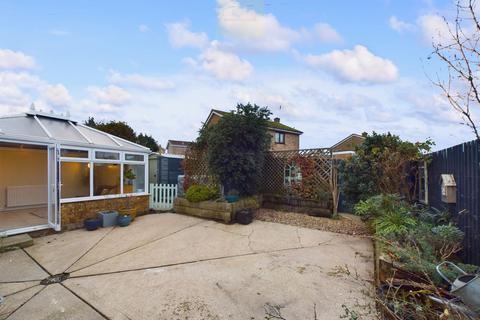 3 bedroom semi-detached bungalow for sale, Spinney Road, Stamford PE9