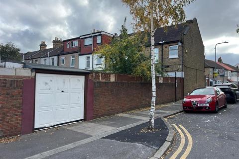 Hunter Road, Ilford