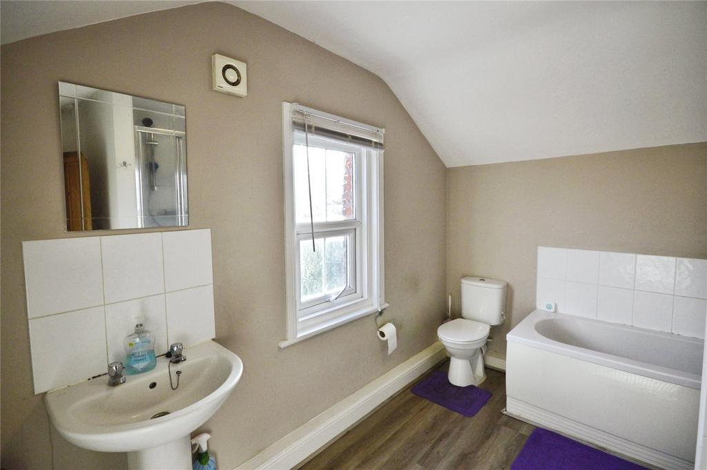 Bath/Shower Room