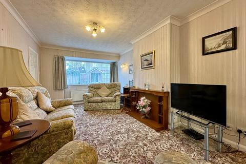 3 bedroom semi-detached house for sale, Burstead Drive, Billericay CM11