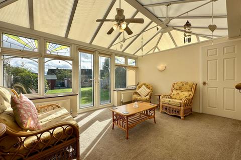 3 bedroom semi-detached house for sale, Burstead Drive, Billericay CM11
