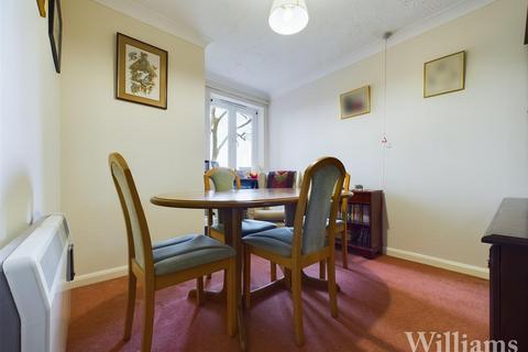 undefined, Florence Court, Aylesbury HP19