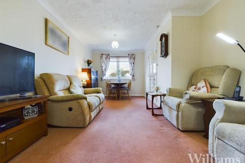 undefined, Florence Court, Aylesbury HP19