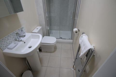 6 bedroom house to rent, Brighton Grove, Newcastle upon Tyne NE4