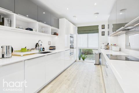 undefined, Knightly Avenue, Cambridge