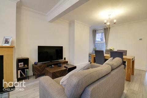 3 bedroom end of terrace house for sale, Park Avenue, Chelmsford