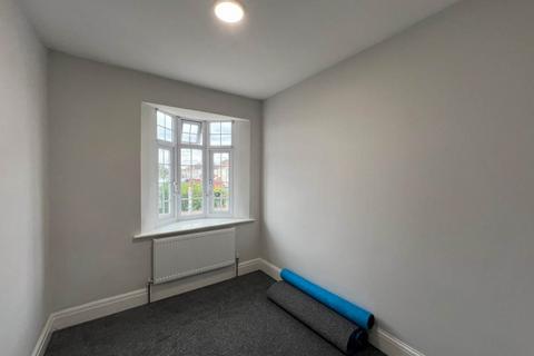 undefined, Woodford Avenue, Gants Hills, Ilford