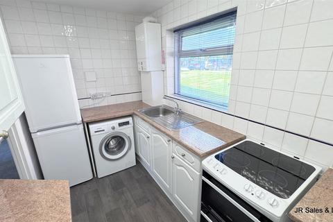 undefined, Lambs Close, Cuffley