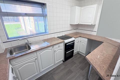 undefined, Lambs Close, Cuffley