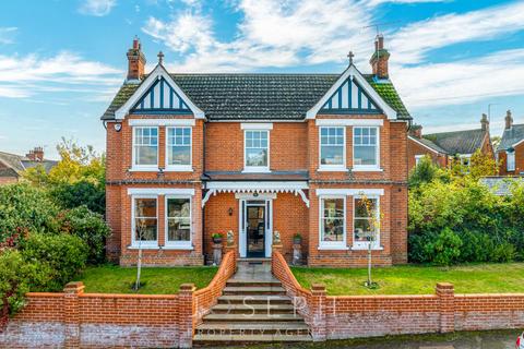 5 bedroom detached house for sale, Tolworth Road, Ipswich, IP4