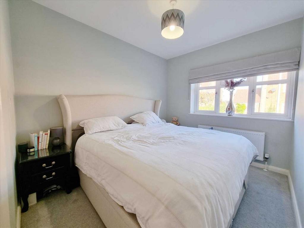 Bedroom 1: