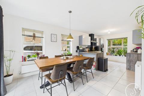 4 bedroom detached house for sale, Poppy View, Leeds