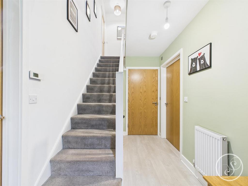 Entrance hall way