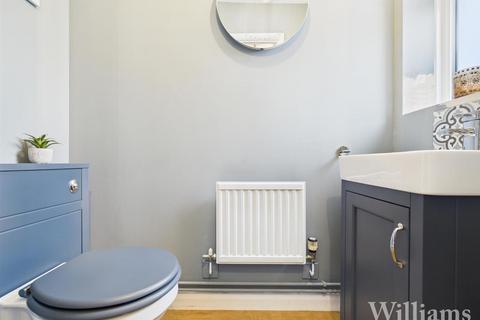 3 bedroom semi-detached house for sale, Little Orchards, Aylesbury HP20