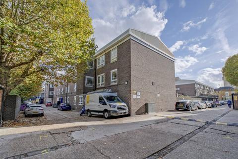 3 bedroom flat for sale, Spey Street, Poplar, London, E14