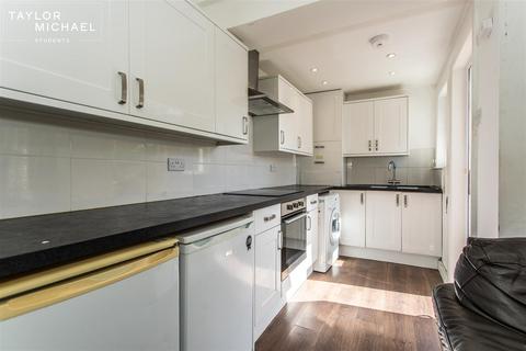 4 bedroom terraced house to rent, Hartington Place, Brighton