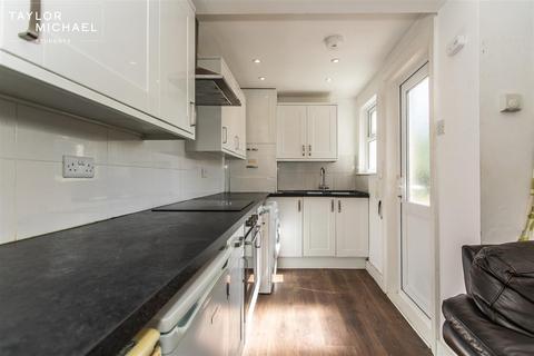 4 bedroom terraced house to rent, Hartington Place, Brighton