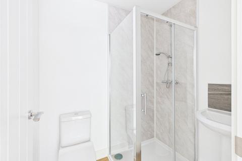 House share to rent, Brambletye Park Road, Redhill, Surrey, RH1