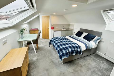 Hunt Street, Swindon, SN1 3HW