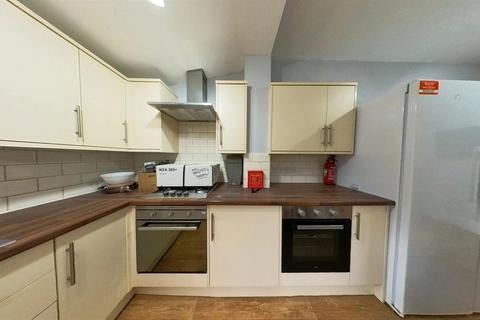 5 bedroom house to rent, Furness Road, Manchester M14