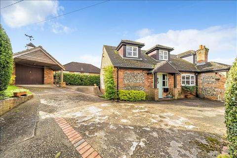 undefined, Two Gate Lane,OVERTON