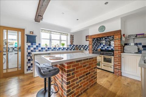 undefined, Two Gate Lane,OVERTON