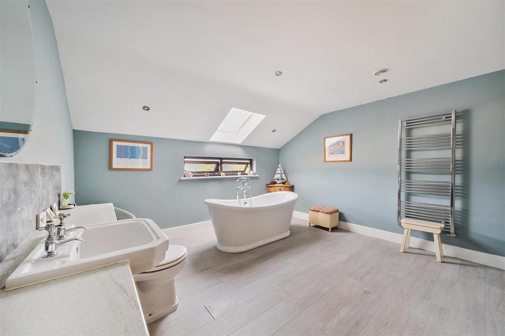 Family bathroom