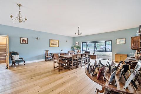 undefined, Holcombe Rogus, Wellington