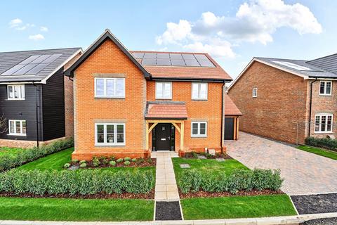 4 bedroom detached house for sale, Hackney Way, Reading RG7