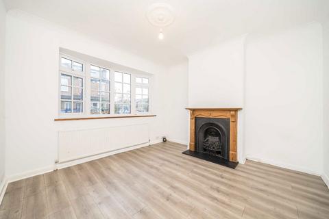 3 bedroom end of terrace house for sale, Crane Road, Twickenham TW2